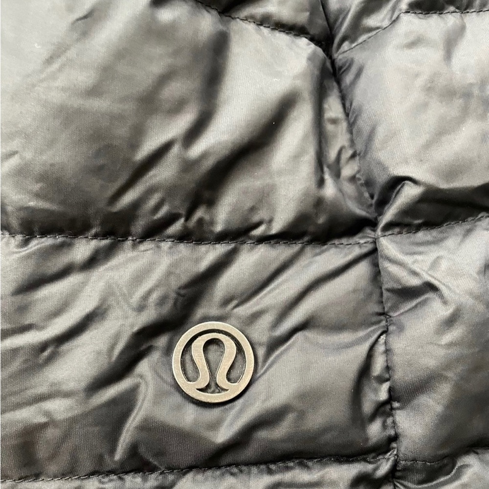 Lululemon Jacket - Picture 3 of 6